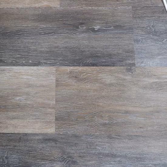 중국 제조 업체, 상업용, 현대적인 스타일, 목재 디자인, 침실, 주방, 거실을 위한 고급 SPC PVC 플라스틱 비닐 바닥재